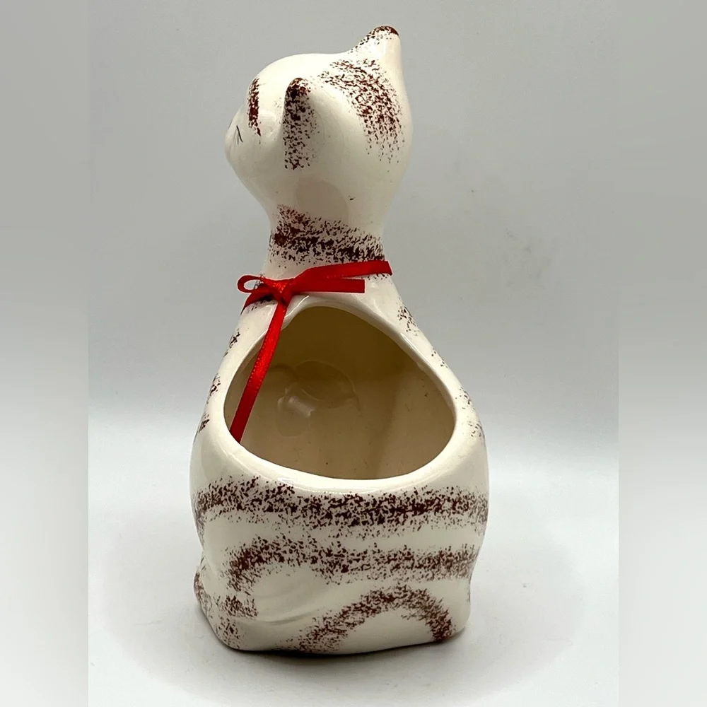 Vintage Ceramic Hand Painted White Striped Cat Close Eyes Planter Red Bow 6 in
